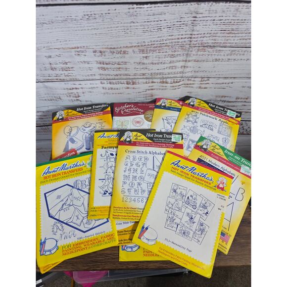 VTG Lot of 12 Aunt Marthas Hot Iron Transfers Embroidery Various Patterns - Picture 1 of 13